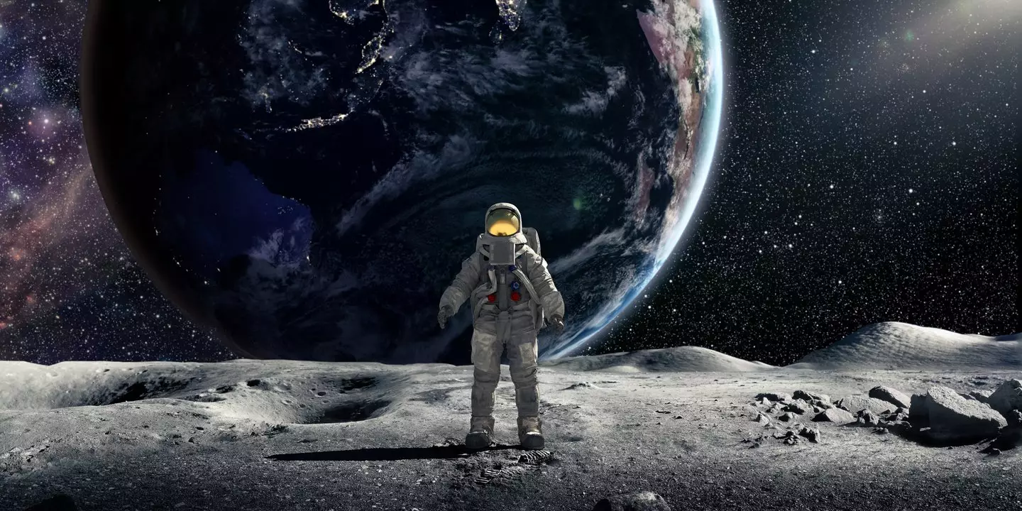NASA plans to put humans back on the moon (peepo/Getty Images)