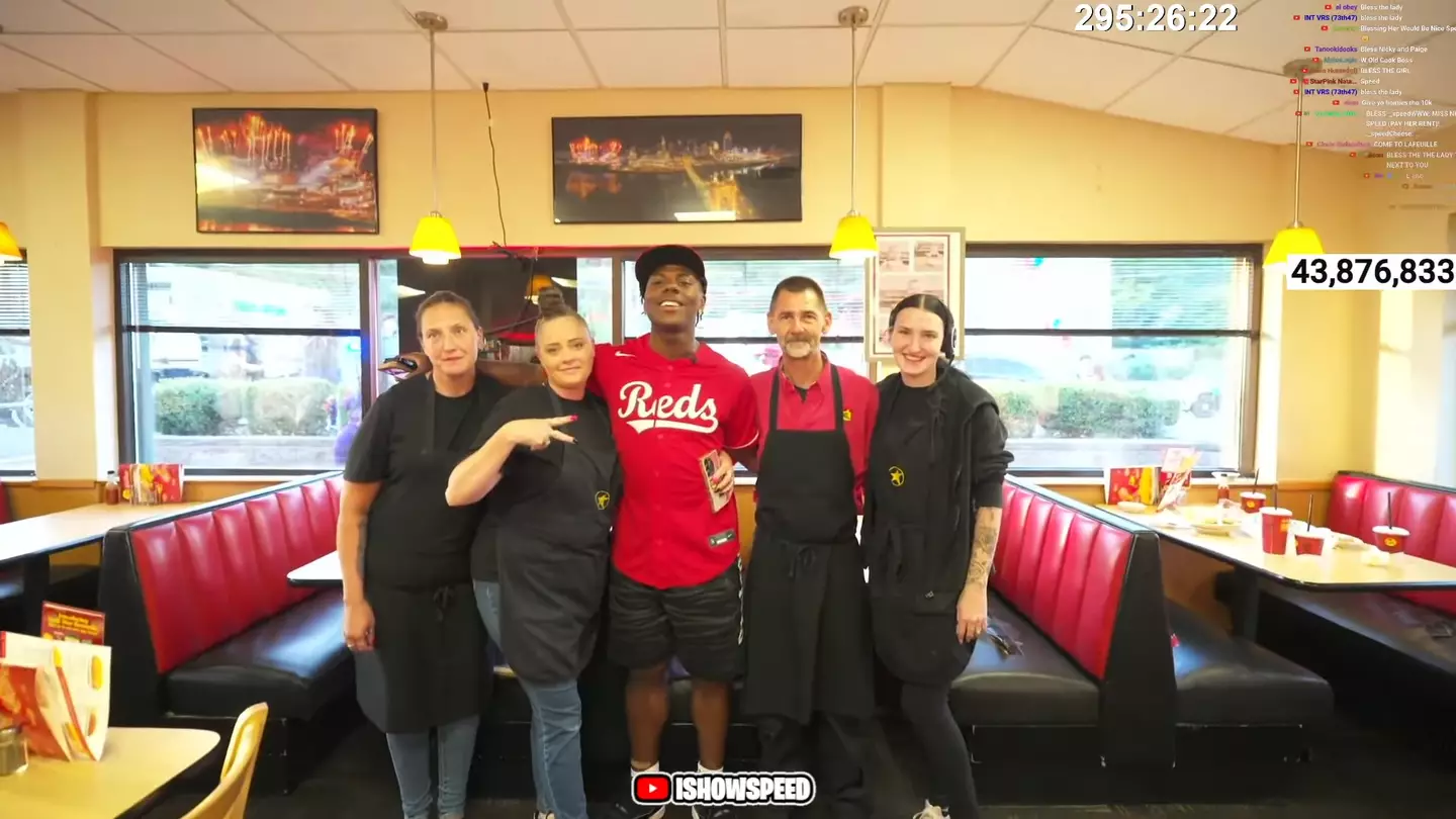 iShowSpeed visited one of his favorite restaurants in his home town (YouTube/iShowSpeed)