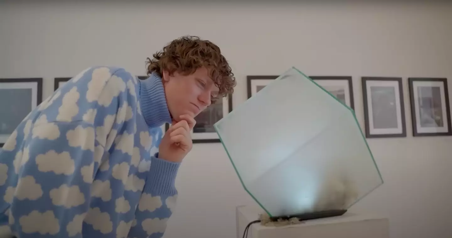 Zac Alsop sold his cloud for a huge amount (YouTube/@ZacAlsop)