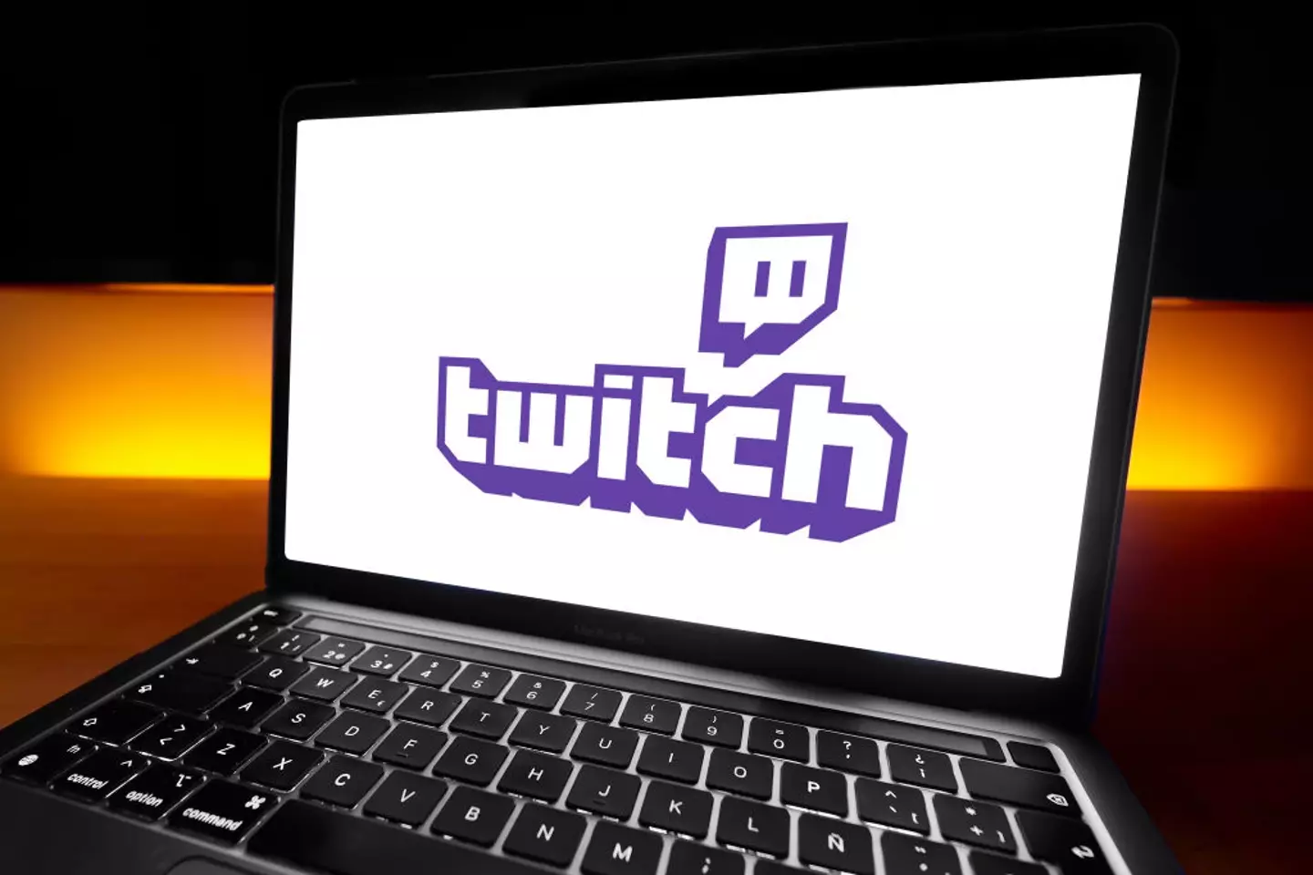 Digital 'tips' can make up a pretty large chunk of a creator's income. (NurPhoto/Contributor/Getty)