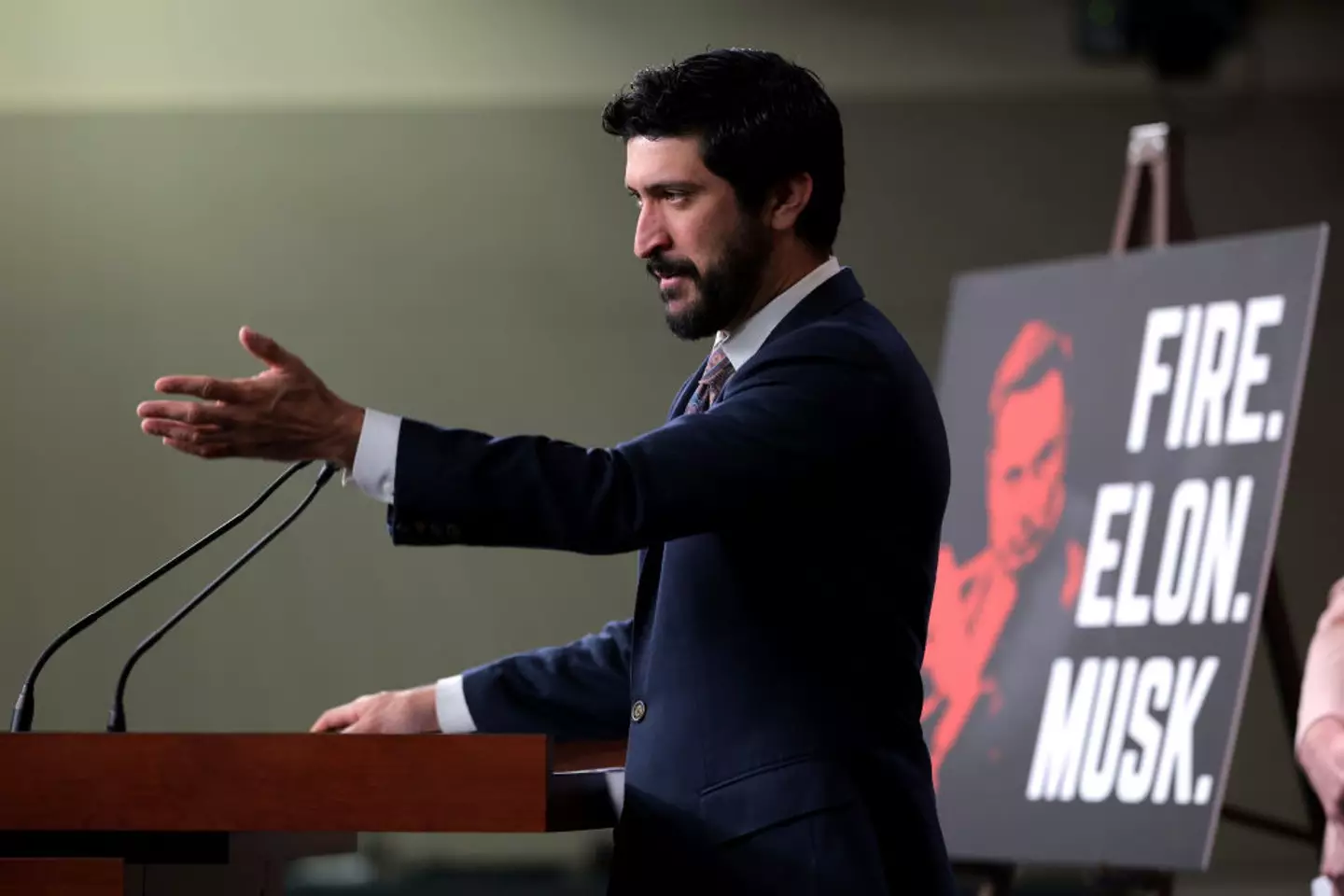 Elon Musk is being called out for his lucrative pay package (Kayla Bartkowski/Getty Images)