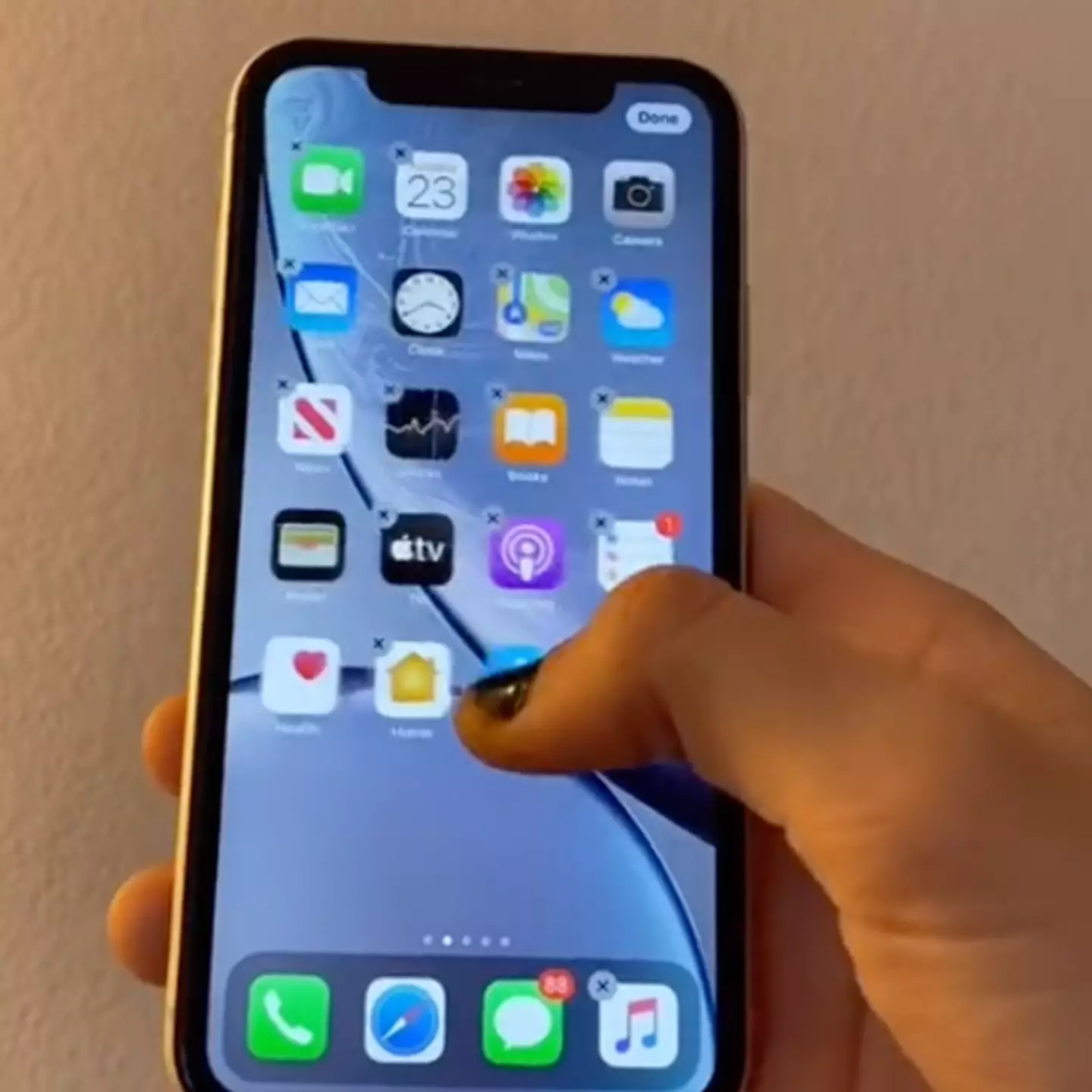 Clever iPhone hack will make organizing your home screen so much easier