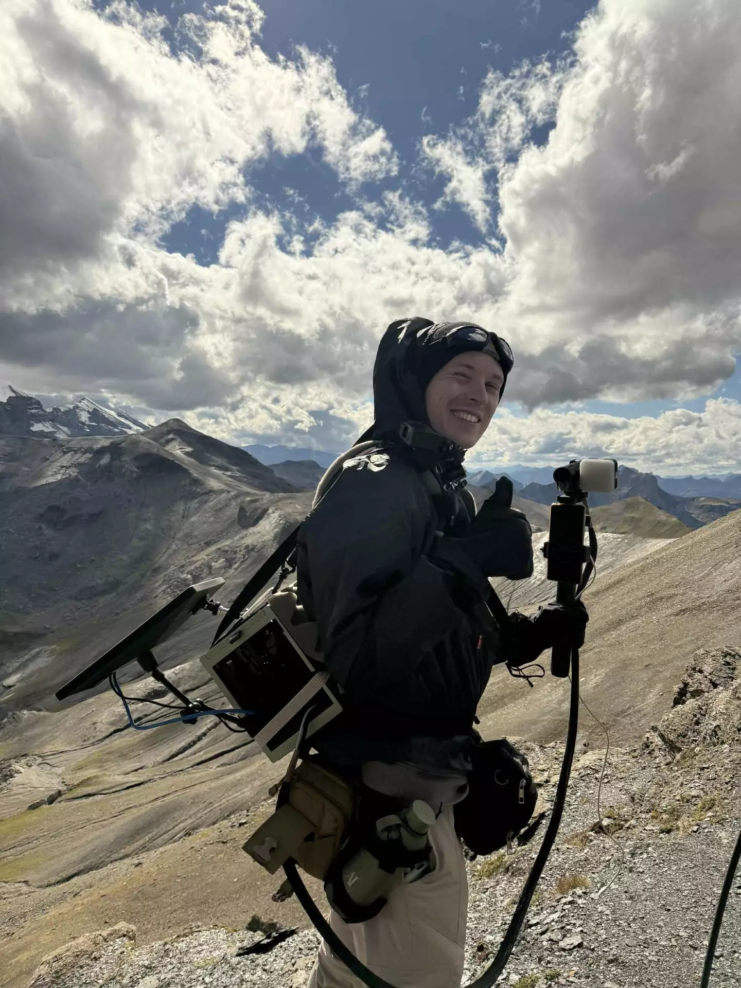 RelicKris and ManukiEmi encountered issues when they decided to take a detour, and were eventually rescued by emergency services (X/RelicKris)