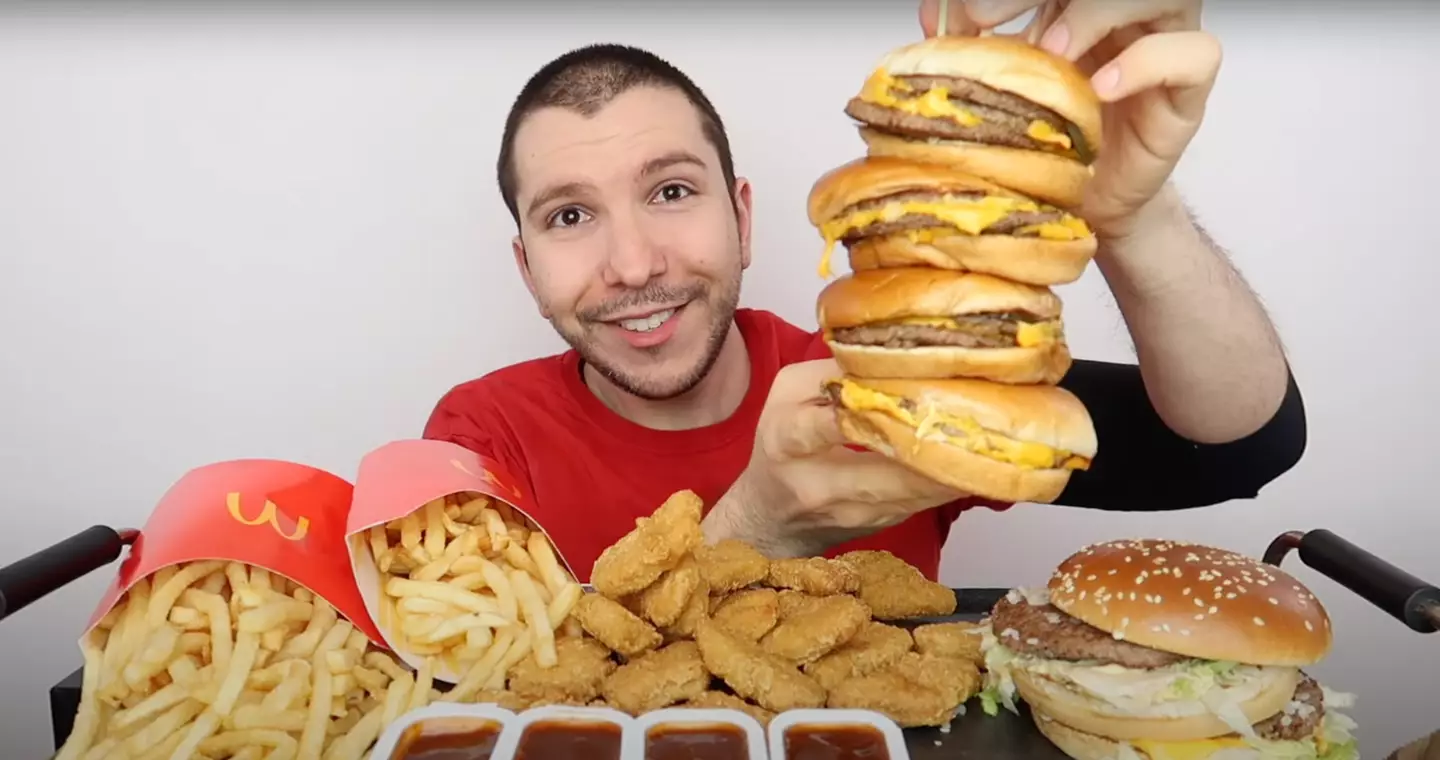 Nikocado Avocado has lost 250 lb (YouTube/@NikocadoAvocado)