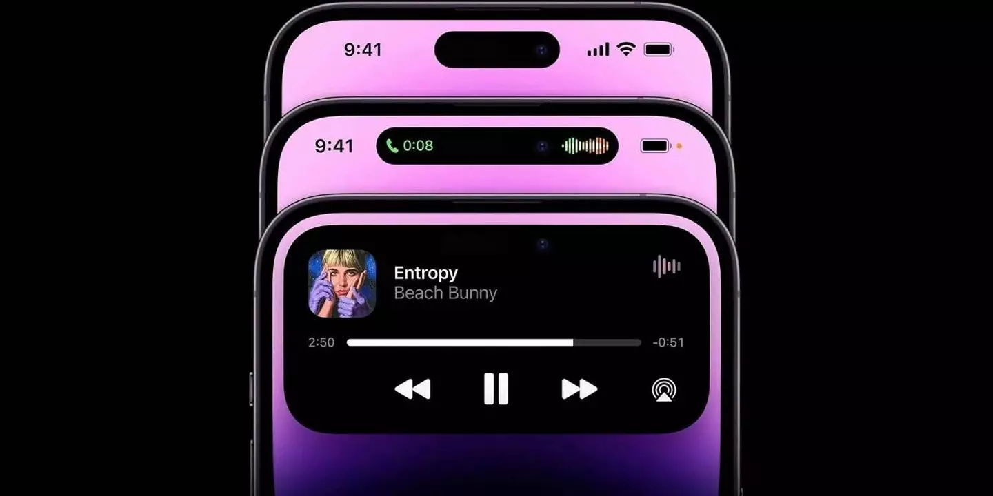 iPhone users are baffled by the subtle change (Apple)