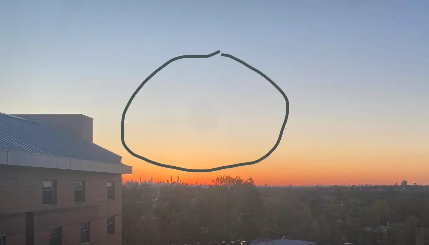 The mark left on the camera /u/carrs-for-life-32/Reddit