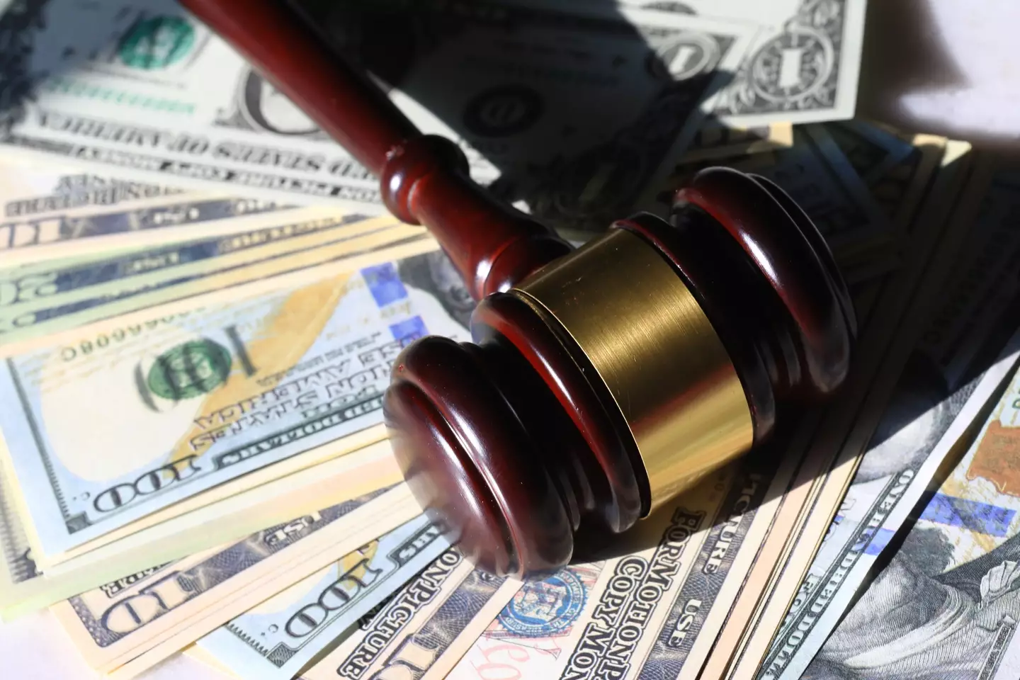 Apple and Google have both reached settlement agreements (Douglas Sacha / Getty Images)