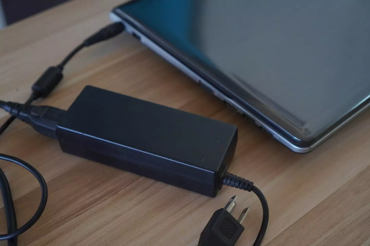 Leaving a charger plugged in all the time can shorten its lifespan. (Penpak Ngamsathain/Getty)