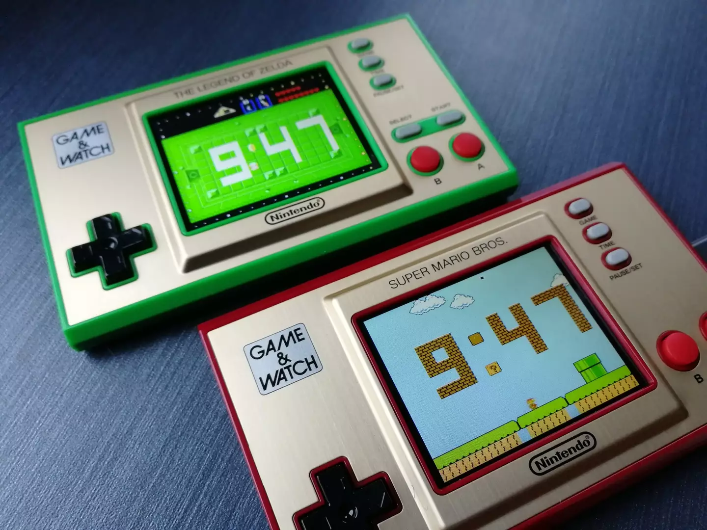 Game & Watch: The Legend of Zelda beside the Super Mario Bros. version / Photo: the author