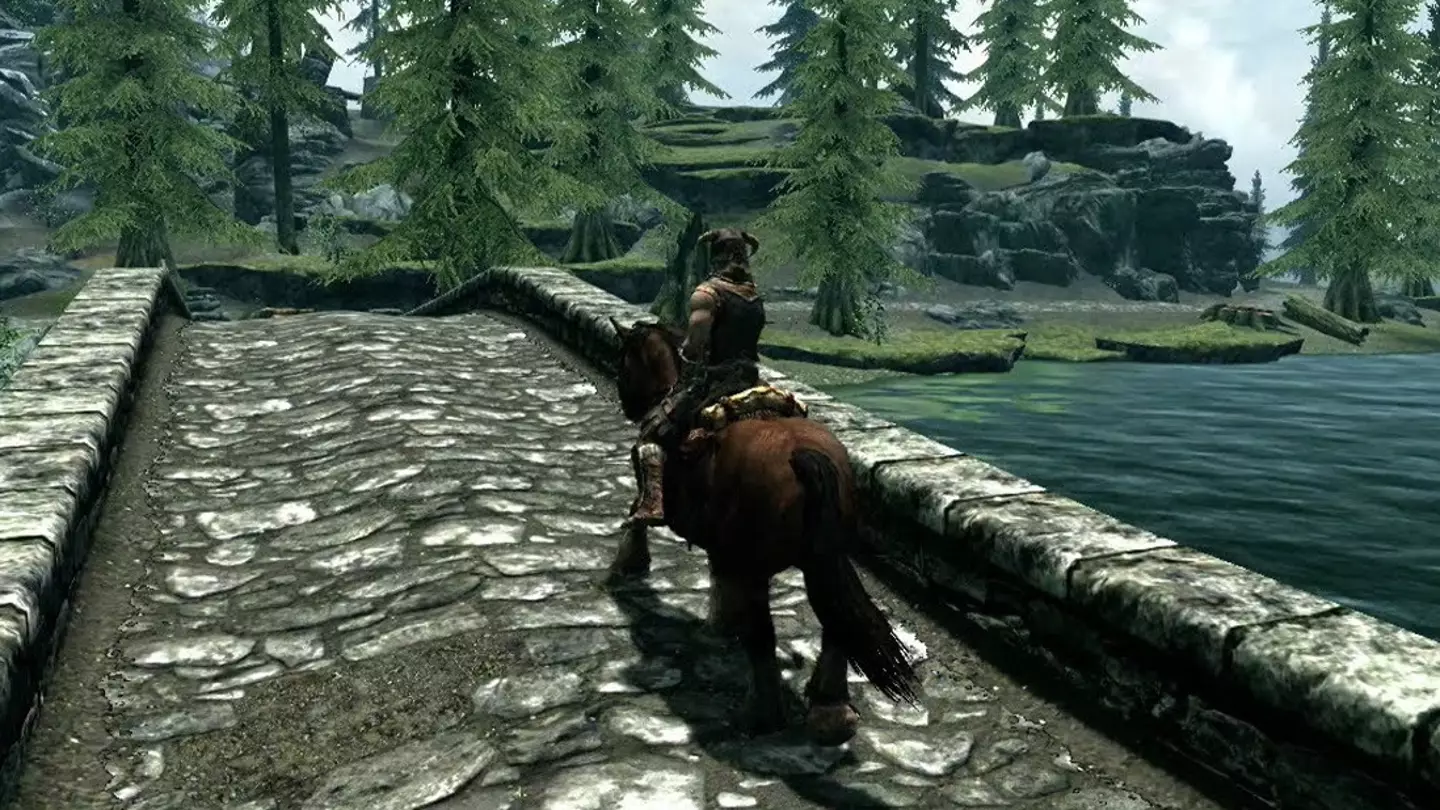 Skyrim Players, We've Been Pickpocketing Wrong For Years