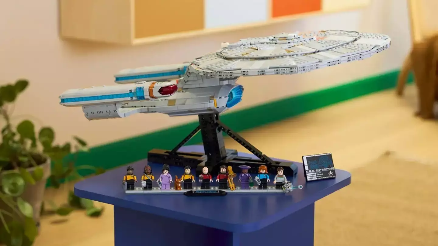 LEGO Star Trek USS Enterprise Set Sells out Instantly - You Can Still Get it Here