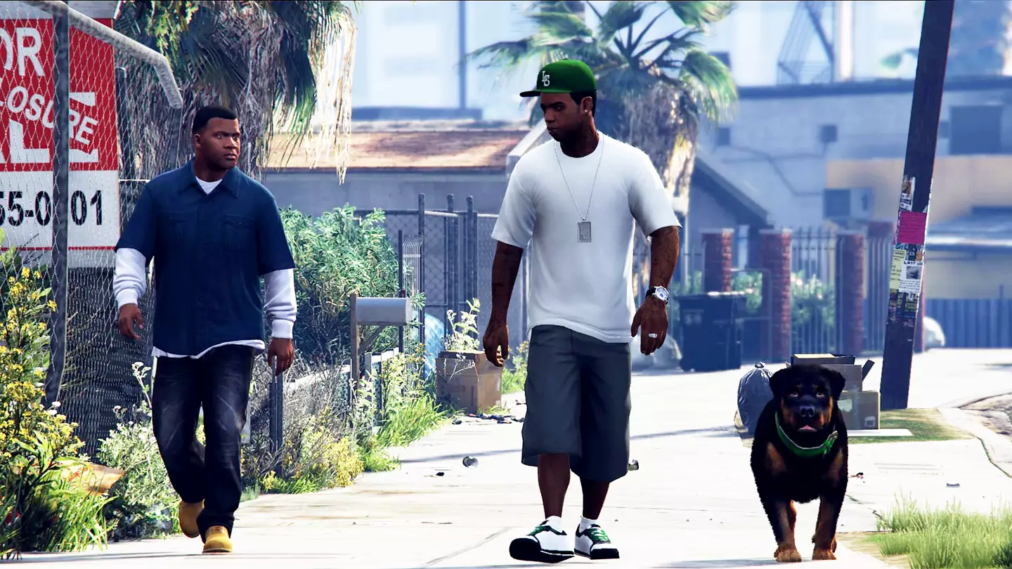 Chop going walkies in GTA V, Rockstar Games