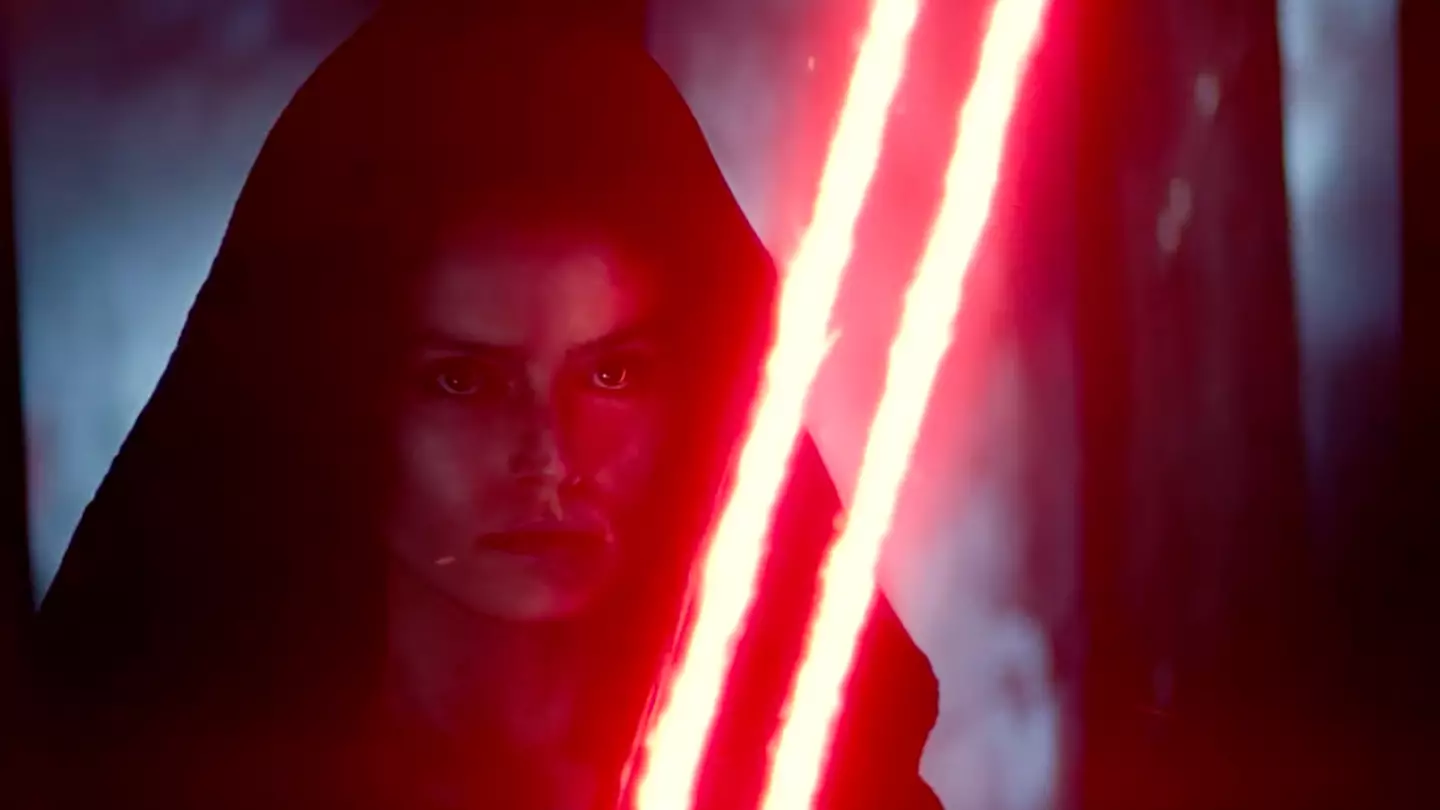 Star Wars fans hyped for Darth Rey return
