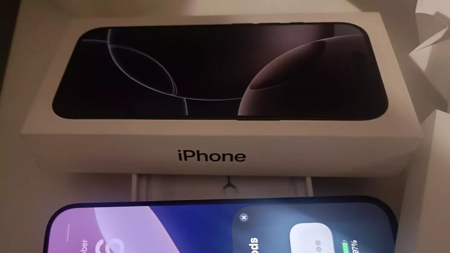 Prime Day shopper reveals hack to save £360 on iPhone 16 Pro