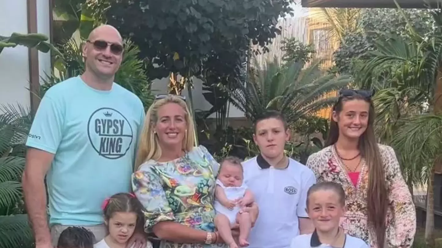 Instagram/Paris Fury