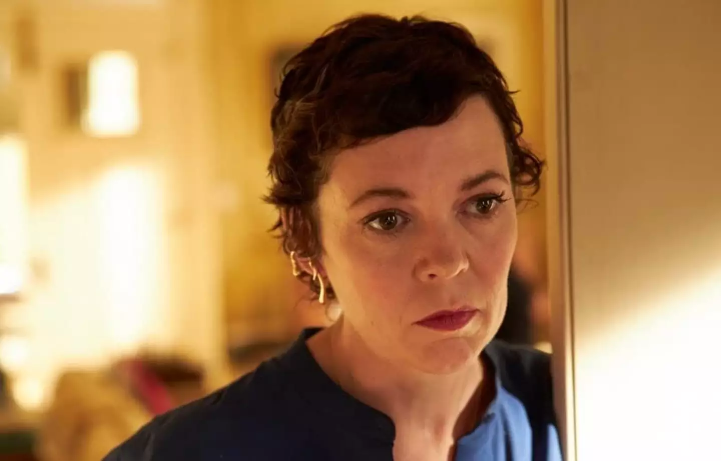 Olivia Colman portrays the role of Anthony's daughter, Anne.