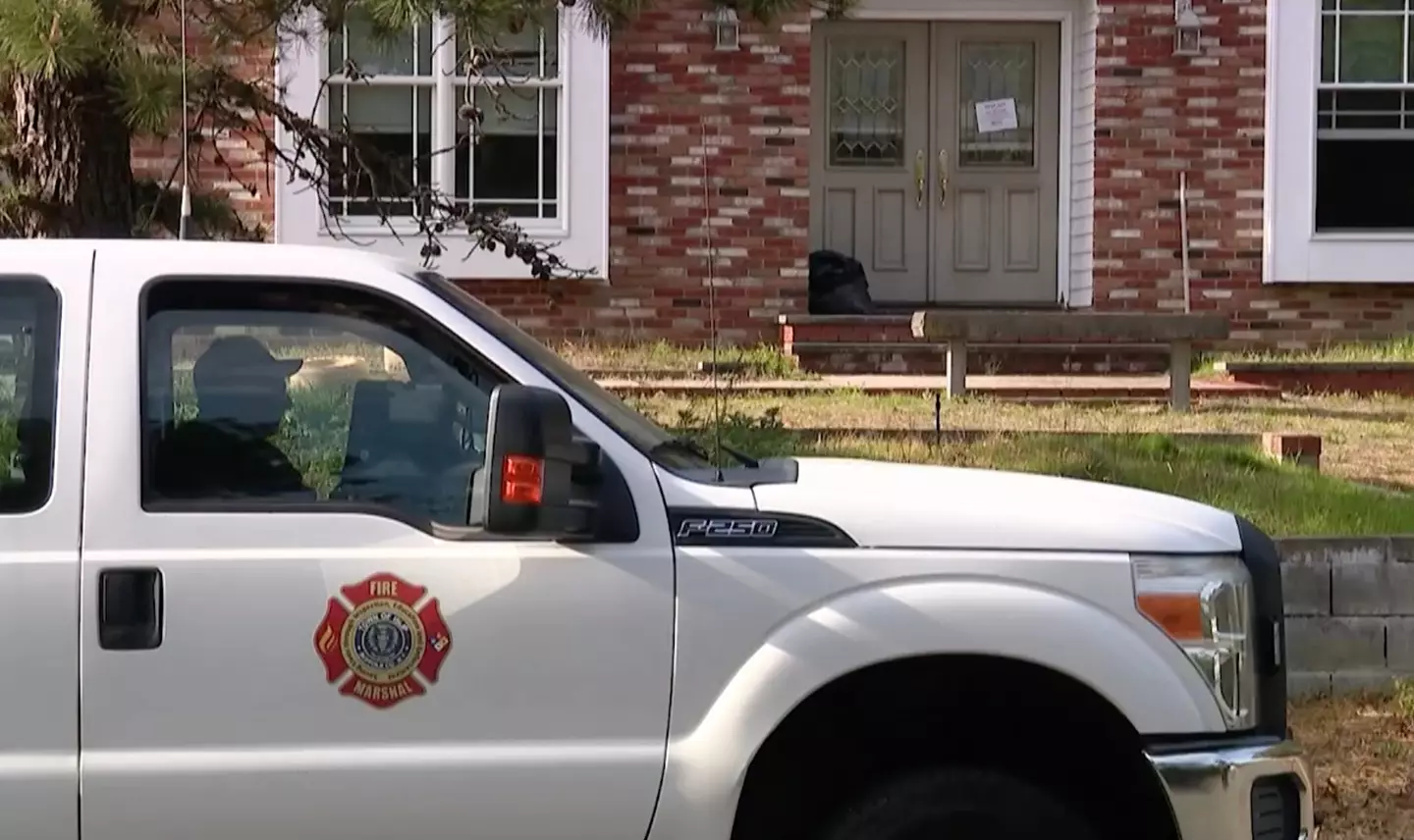 One volunteer was reportedly taken to hospital after vomiting due to the horrific smell (News12)