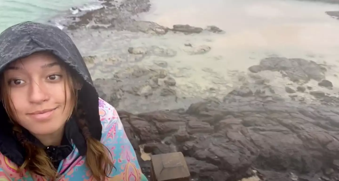 Maddie shared some advice to stay safe on Fraser Island (YouTube/Maddie Ryles)