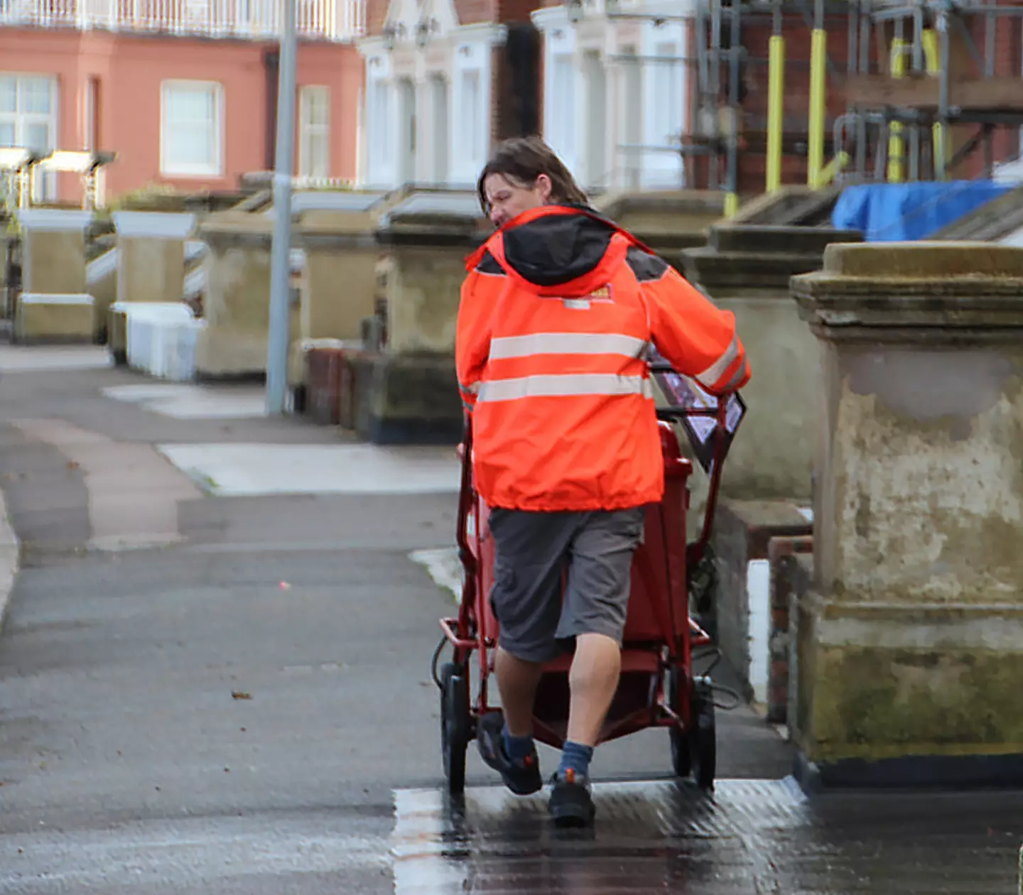 Big jacket up top, shorts and bare calves down below. (Patricia Hamilton/Getty Images)