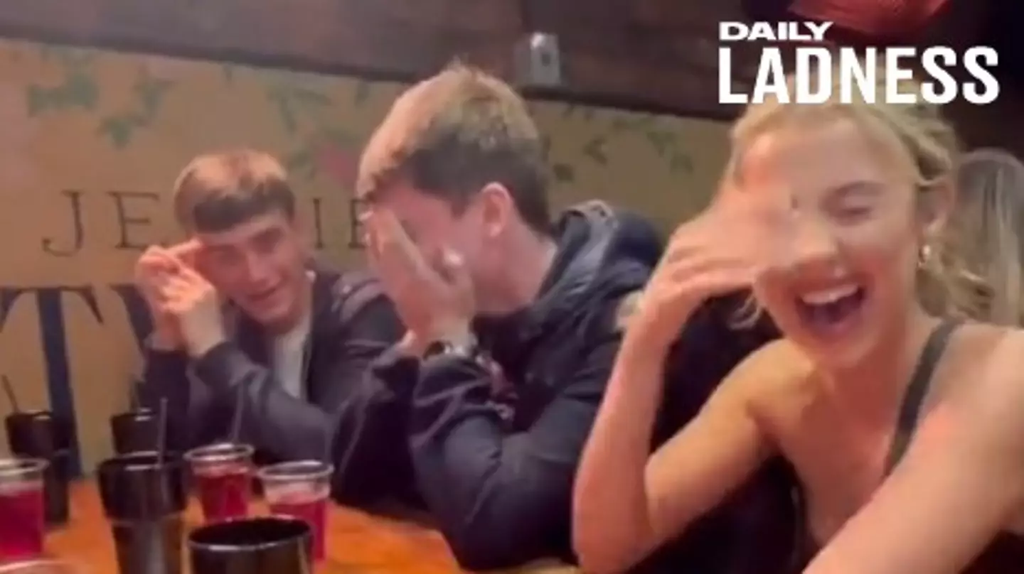 Woman Leaves Table Stunned After Challenging Them To Rock Paper Scissors