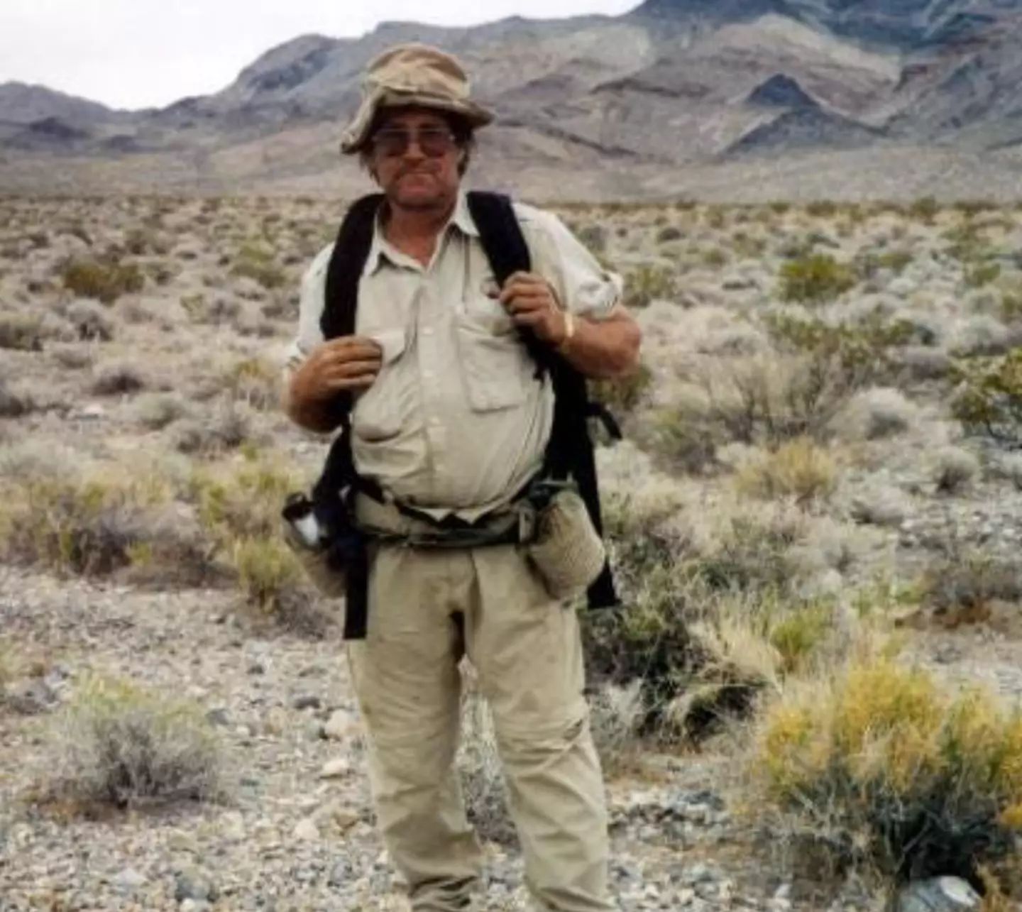 Freeman ventured into Area 51 at night to undertake his expedition (otherhand.org)