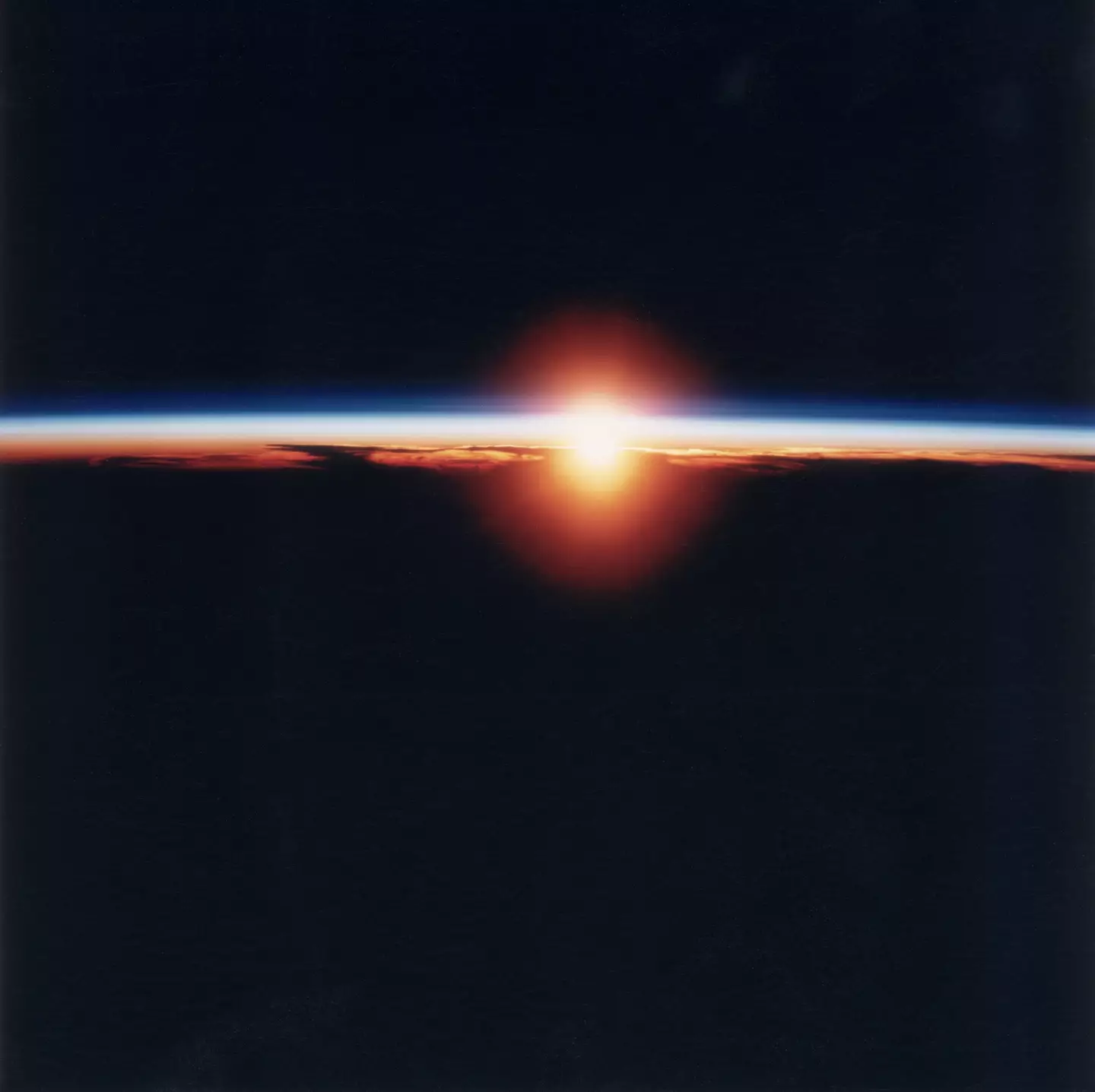 Earth and the Sun both act as filters (Space Frontiers via Getty Images)