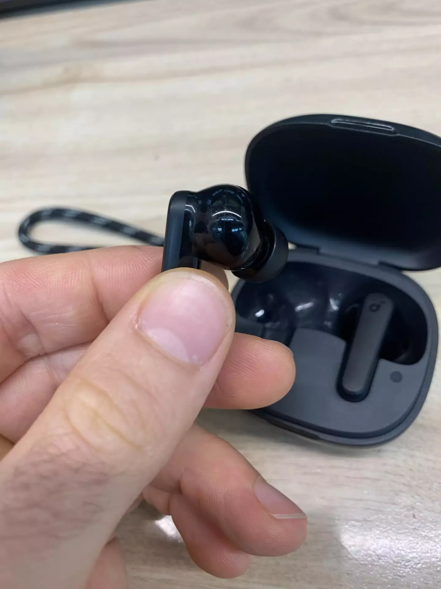 The little-known earbuds are selling fast (Amazon reviews)