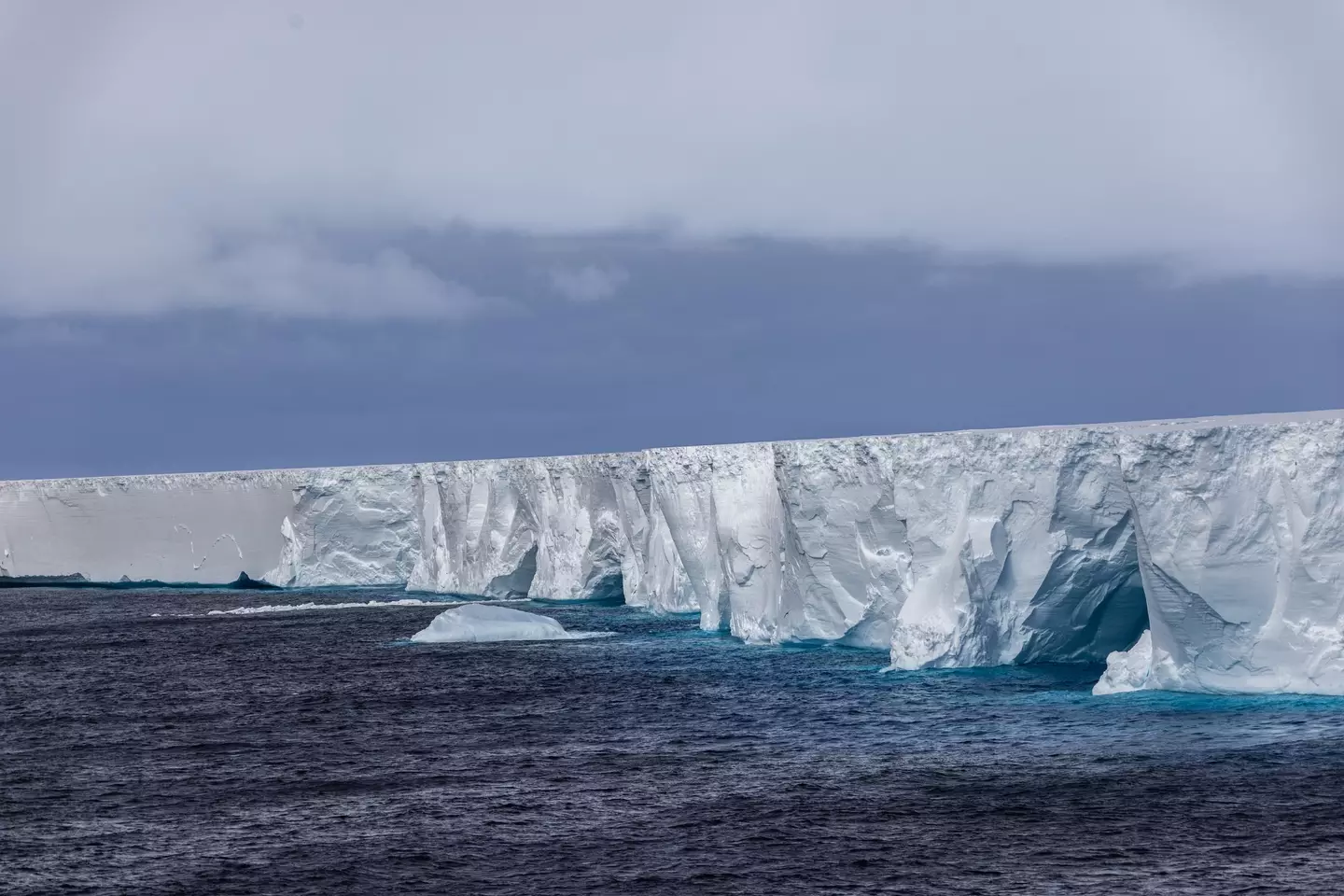 The Ice Sheet might cause a dent to the world's economy (Getty Stock Image)