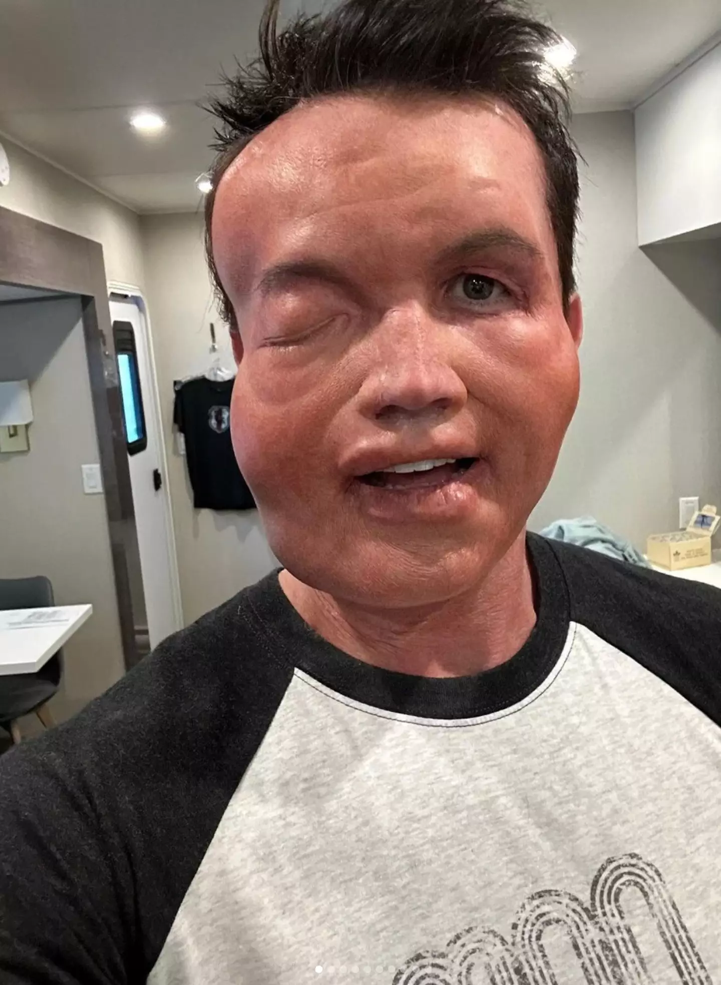 But it was this shocking selfie that got peoples attention.