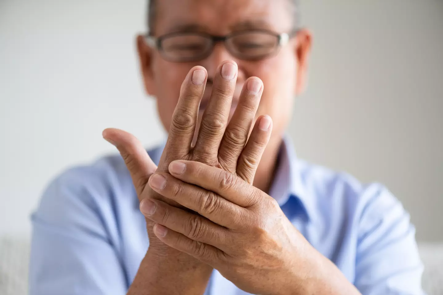 Early signs of twitching could mean something more serious (Getty Stock Images)