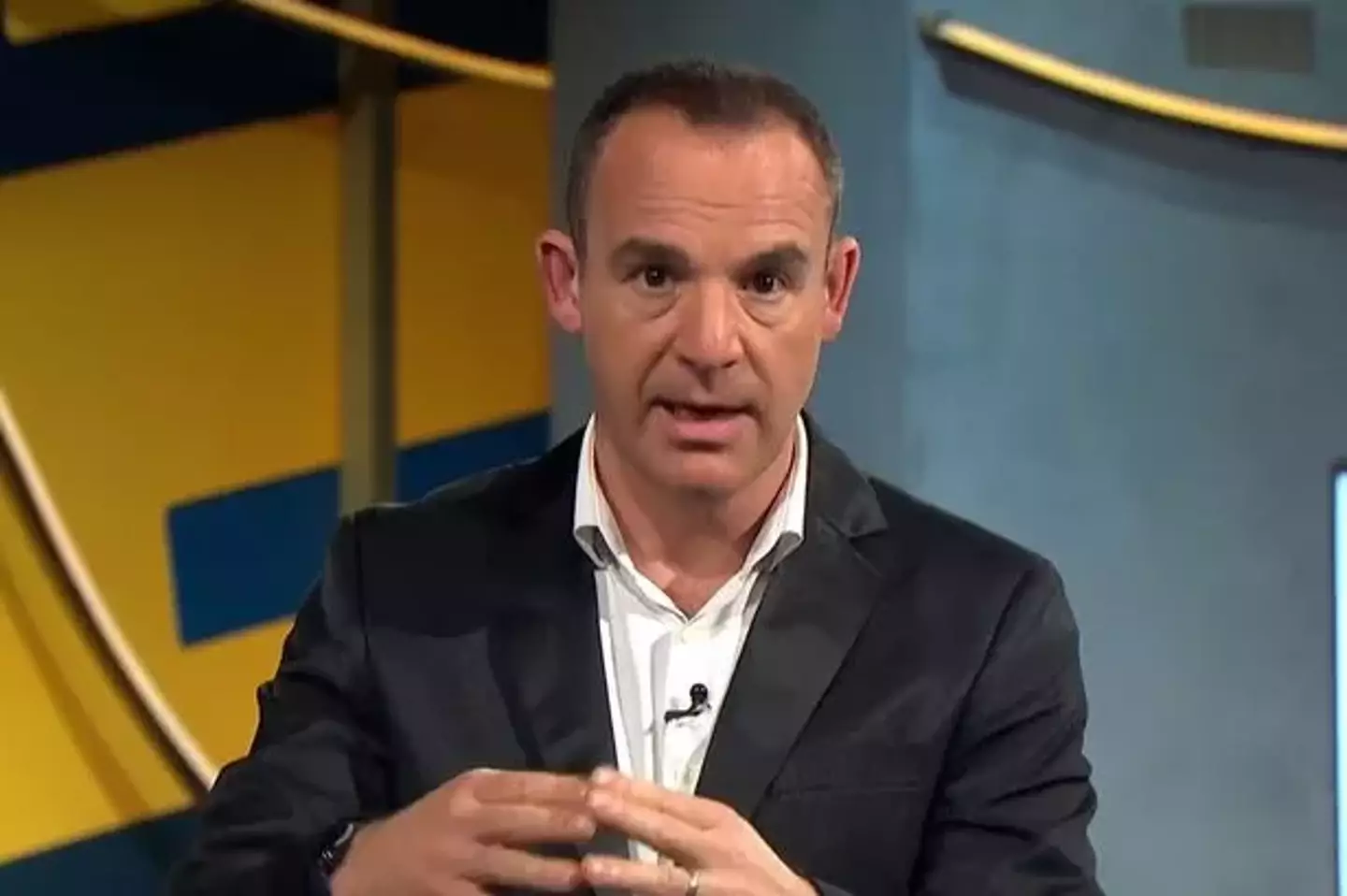 Martin Lewis has revealed how smartphone users can safeguard their devices (ITV)