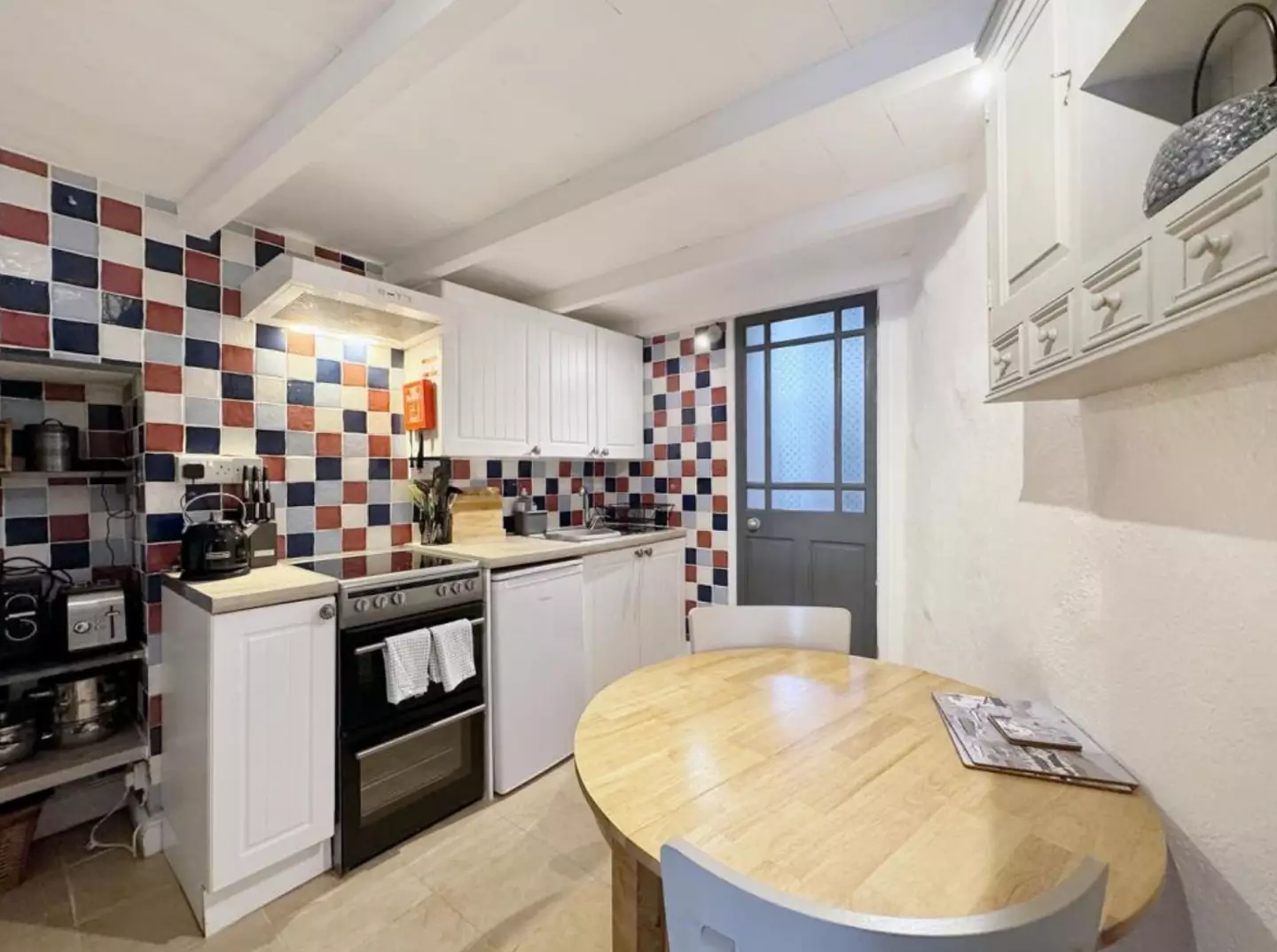 There was enough space for a kitchen (Rightmove)