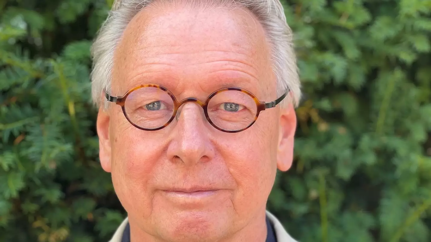 British professor makes ‘thrilling’ breakthrough for cure of rare untreatable cancer that killed his mum