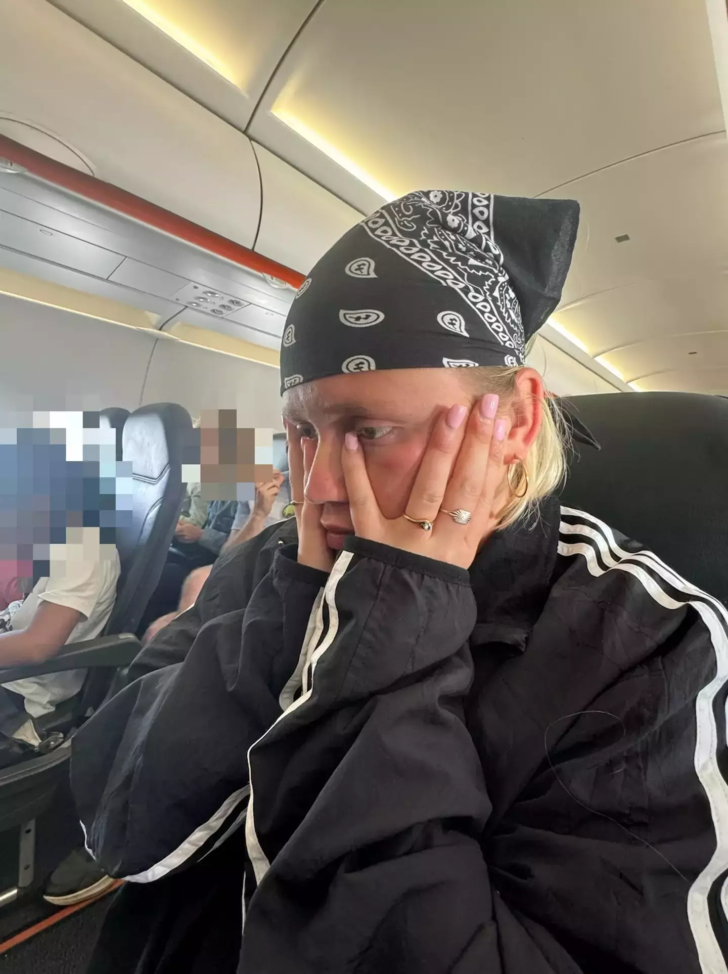 It turns out that rawdogging isn't exactly a pleasant experience. (Supplied)