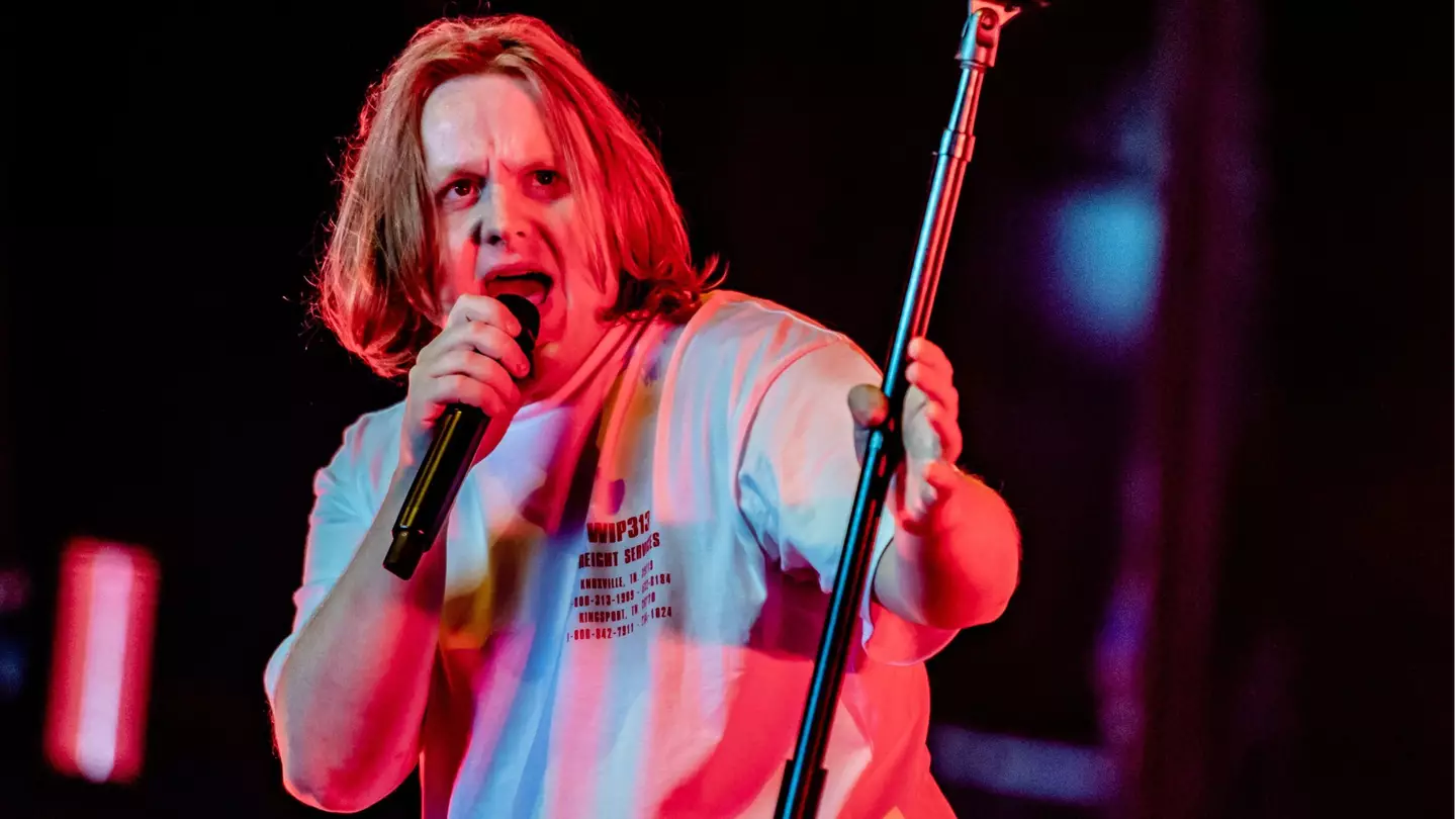 What is Lewis Capaldi's net worth?