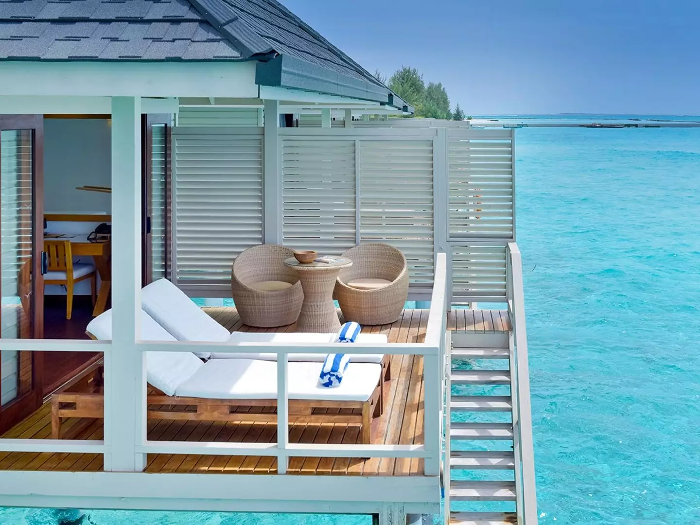 Summer Island Maldives