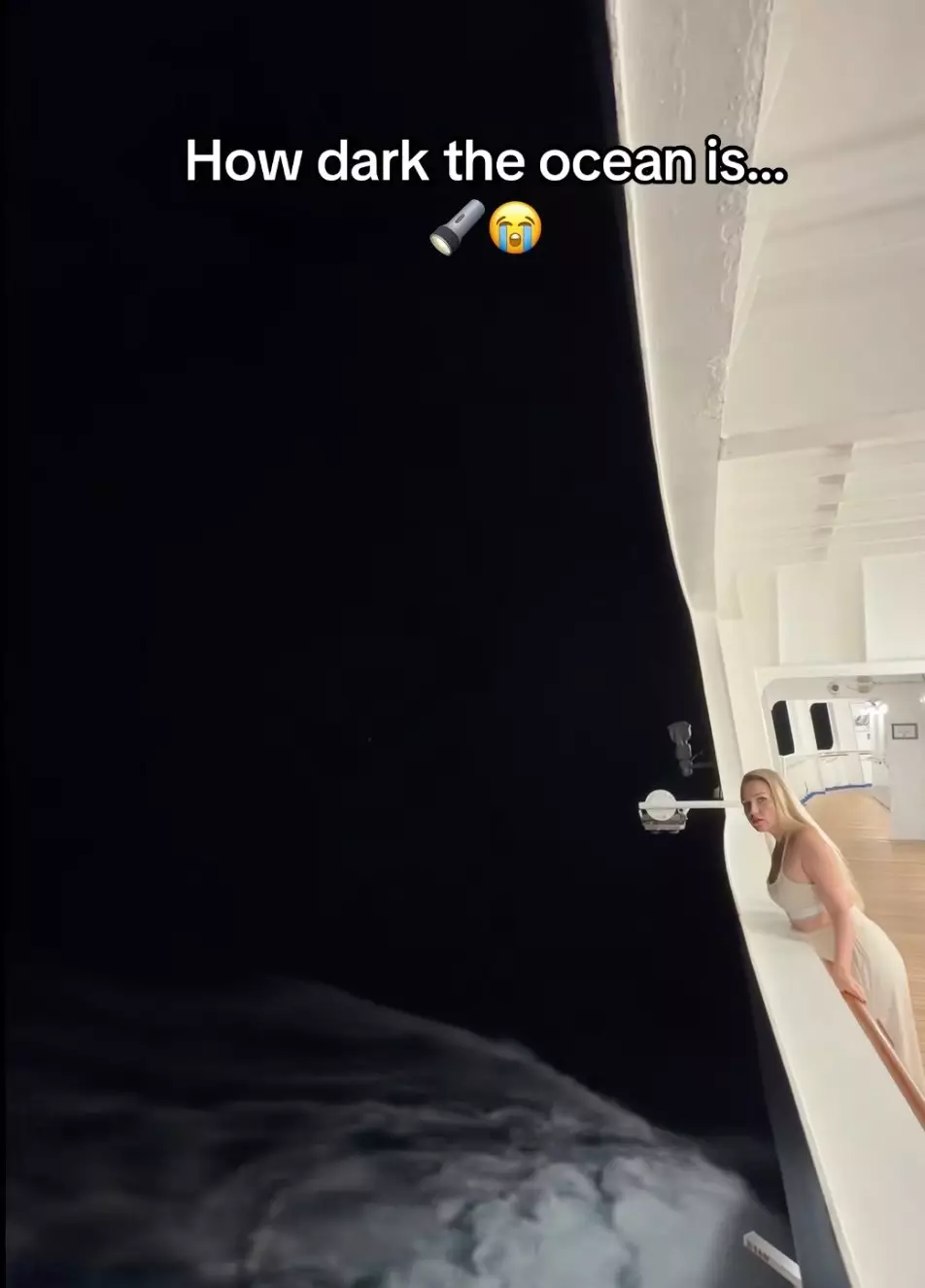 The vast ocean looks pretty terrifying at night (@victorias.way/TikTok)