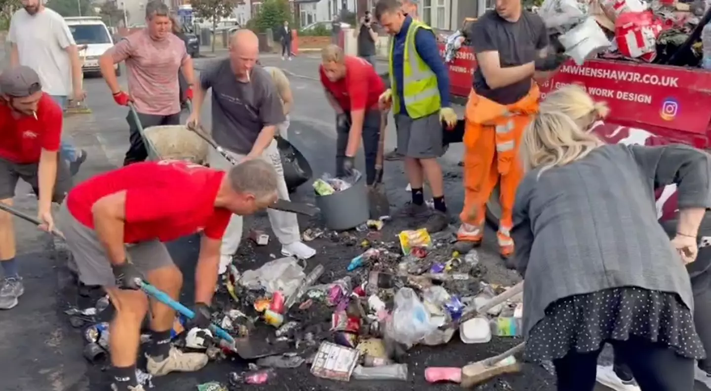 Hero locals in Southport have been cleaning up the chaos left by rioters (X/willhollis_tv)