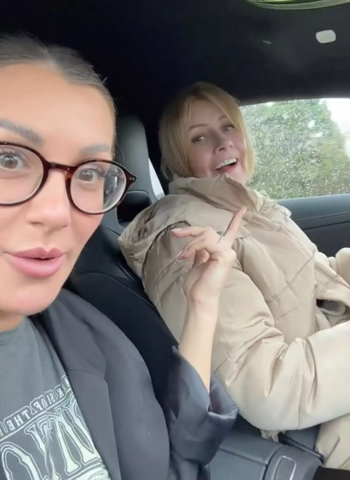 Kerri's mum agreed with the smelly earlobes theory.