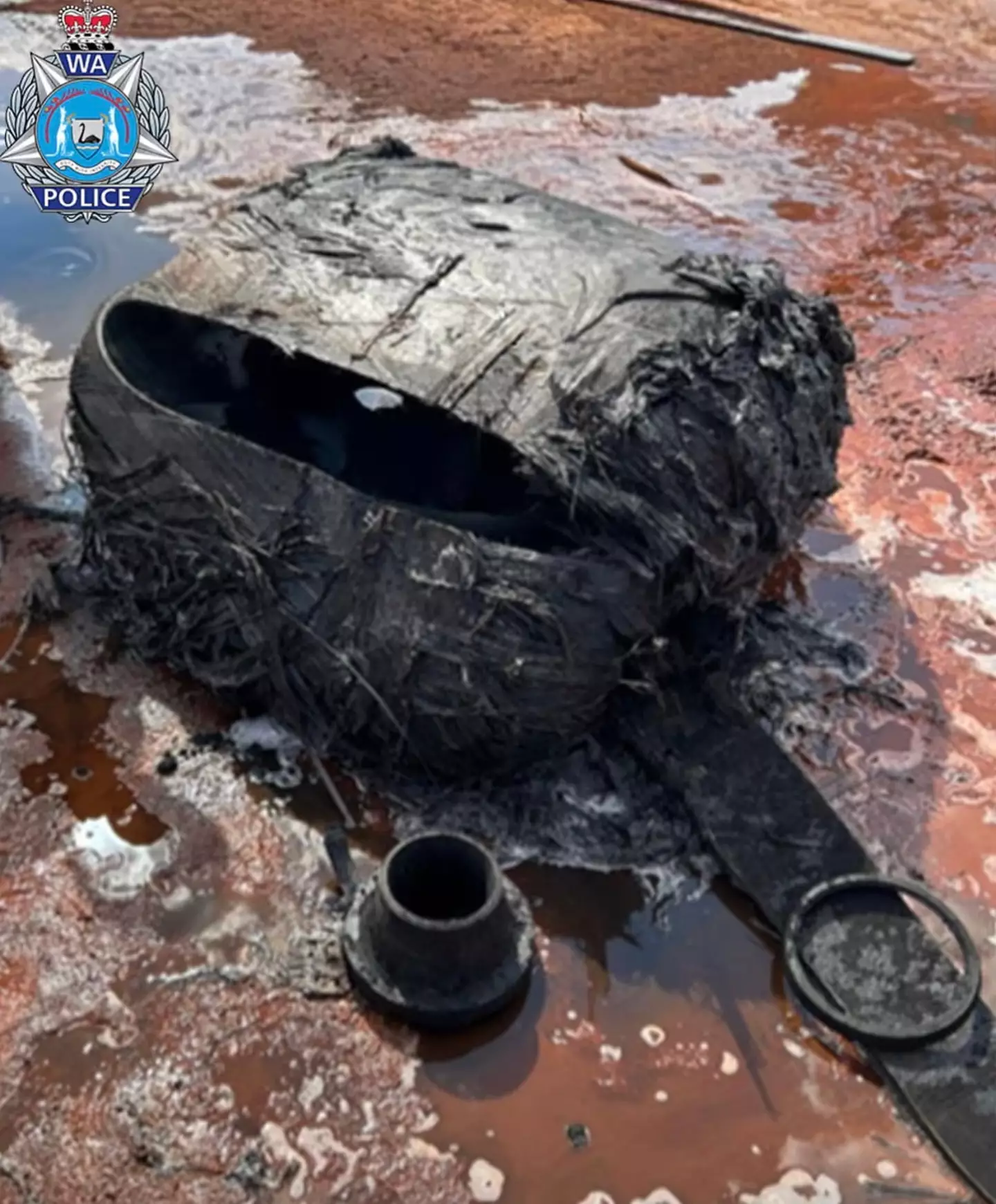 The object appeared to land while still on fire (WA Police)