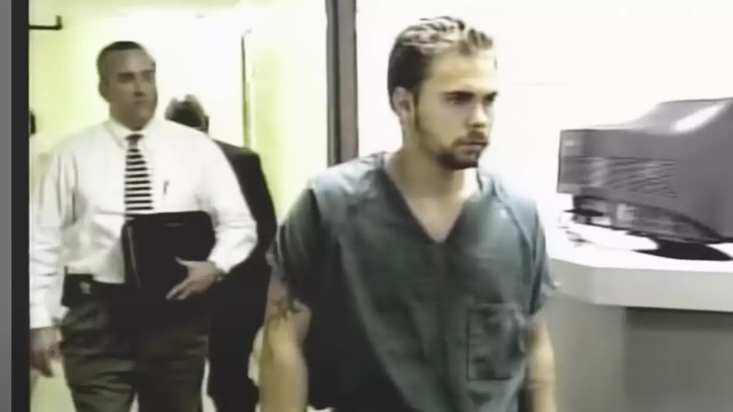 Depraved killer who taunted police to 'catch him' in message written in victim's blood to be executed on death row
