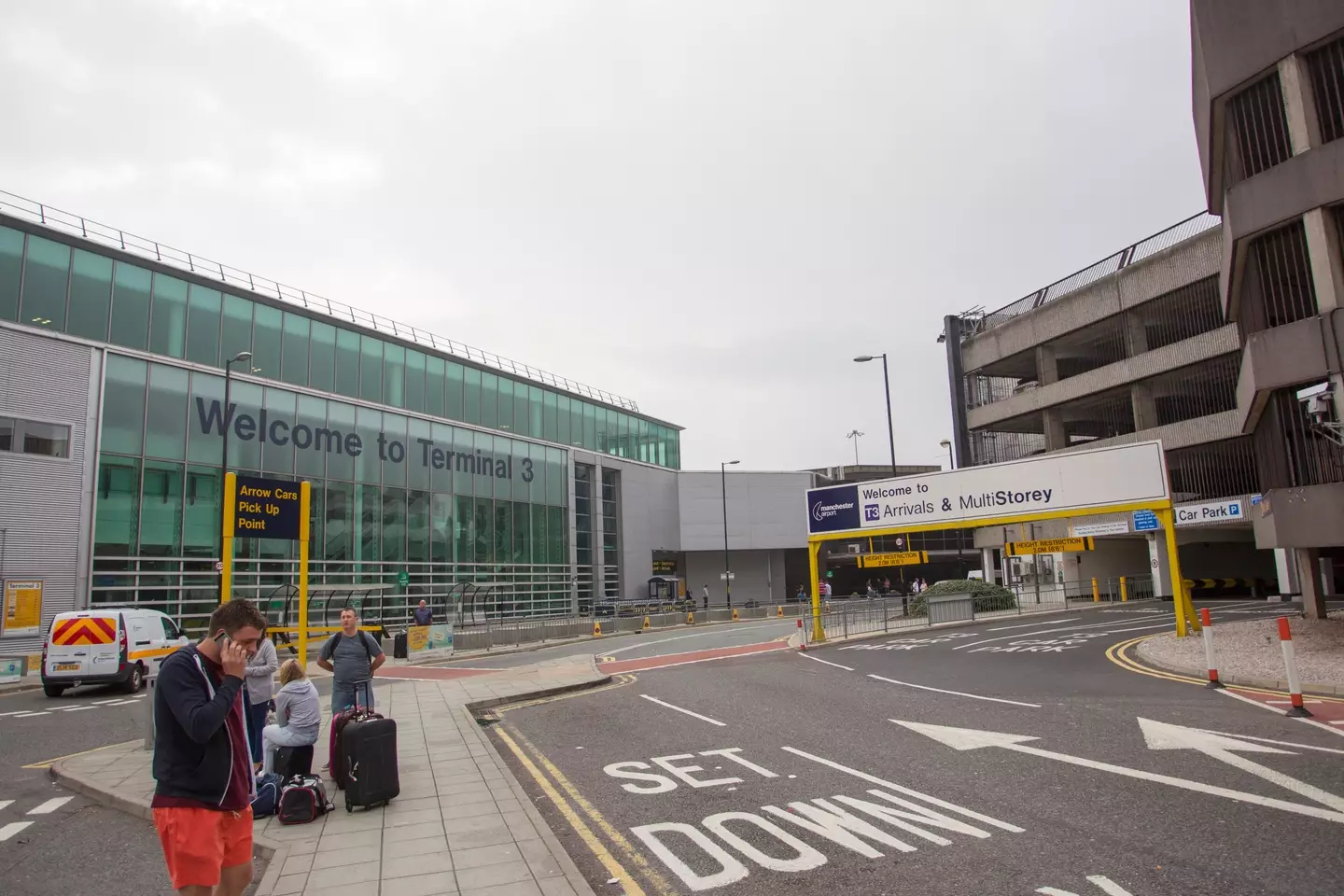 The driver has faced backlash for parking on the motorway to avoid paying the pick-up fee at Manchester Airport.