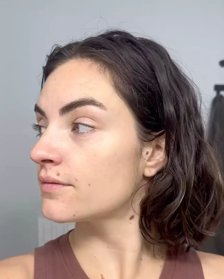 Social media users said her skin appeared much brighter after a month of sobriety (YouTube/yogawithpaige)