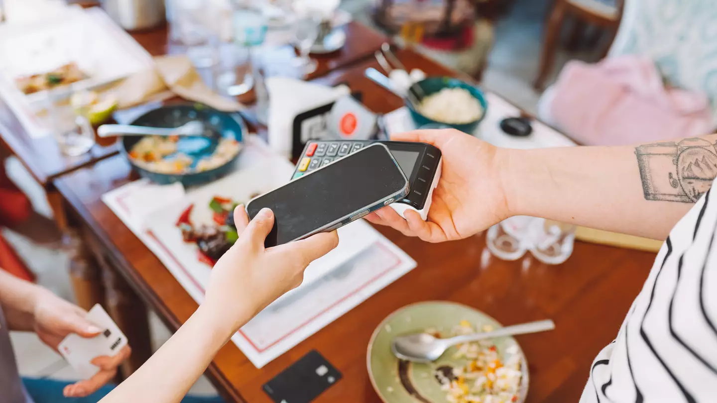Brits face ban from Spanish restaurants over new tourism rule