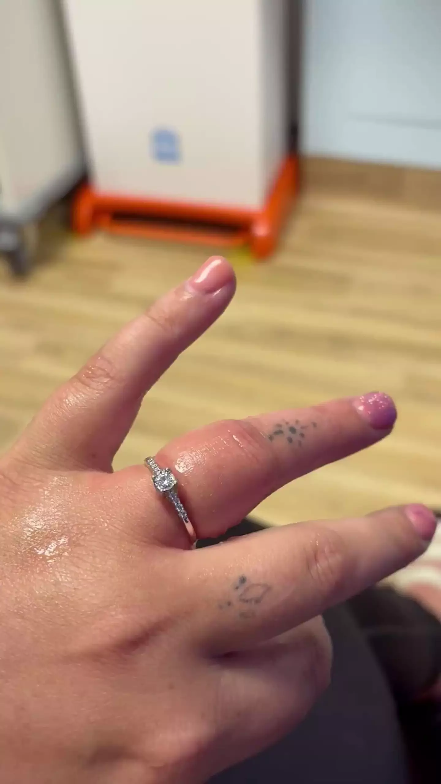 Doctors told Iona Hadaway she would have lost her finger if she didn't seek help when she did (Kennedy News and Media)