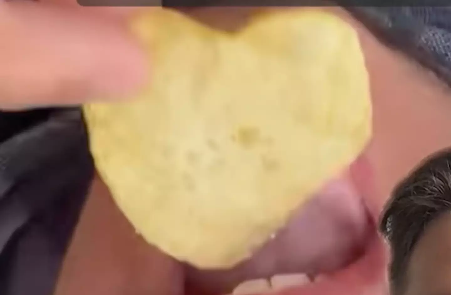 Viewers were quick to spot the £100k crisp.