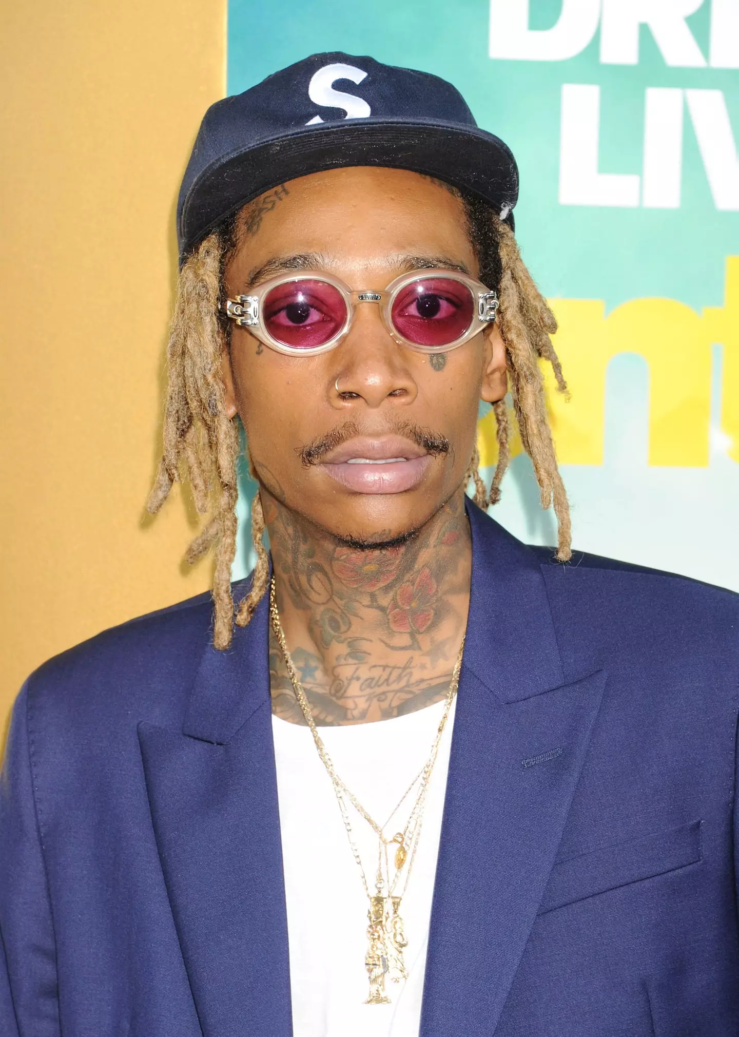 Apparently, Wiz Khalifa can put away some serious reefer.