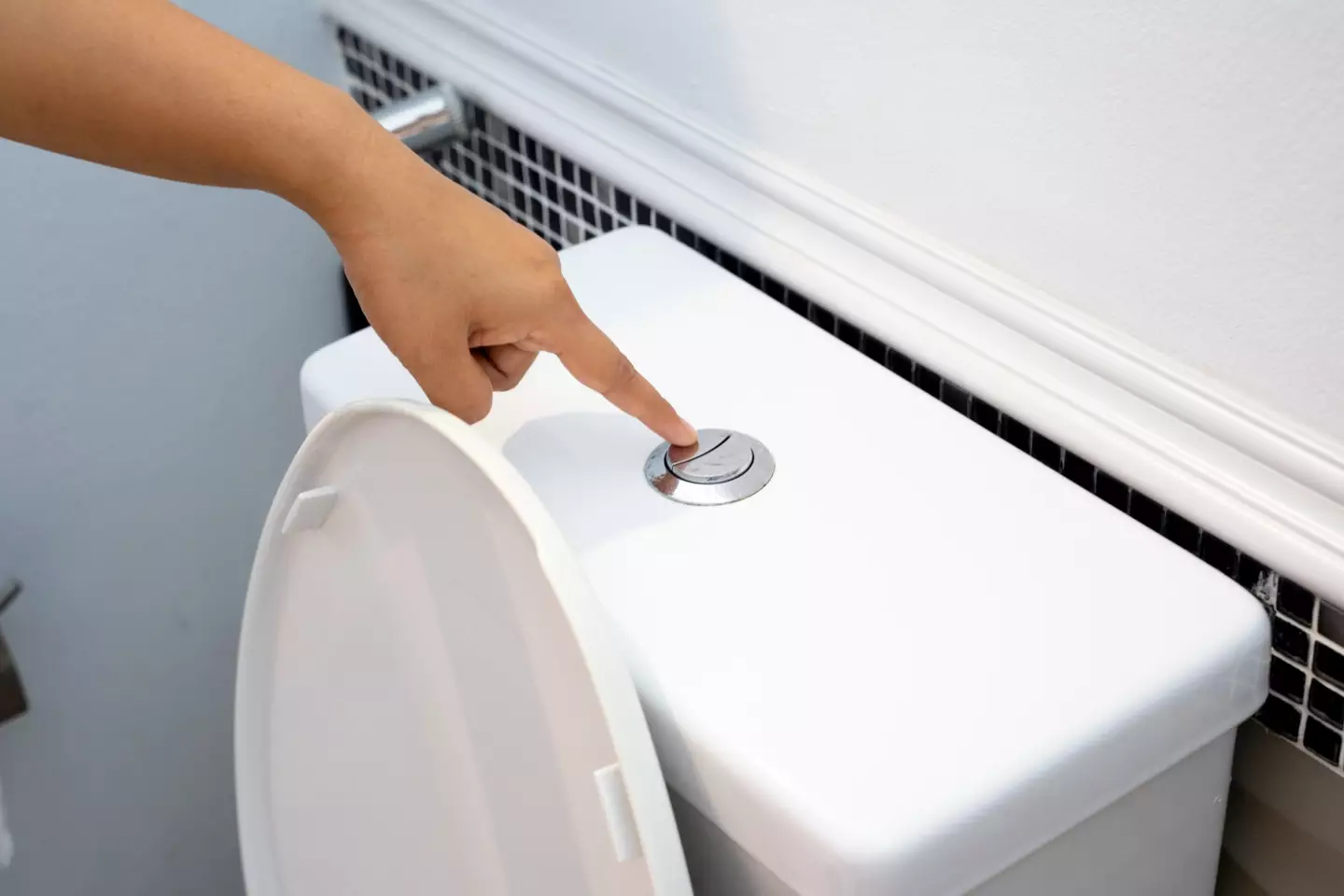 "I'm gonna break my flush button at this rate..." (Getty Stock Photo)