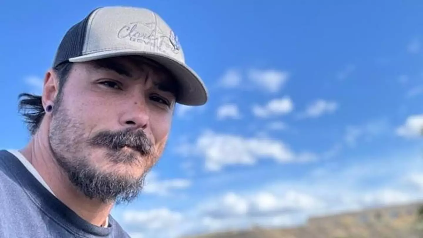 Police make worrying discovery in hunt for dad suspected of killing three daughters
