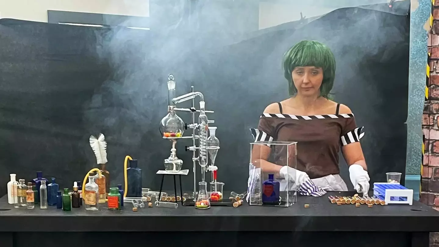 Iconic Oompa Loompa from Willy Wonka Experience has completely transformed her life